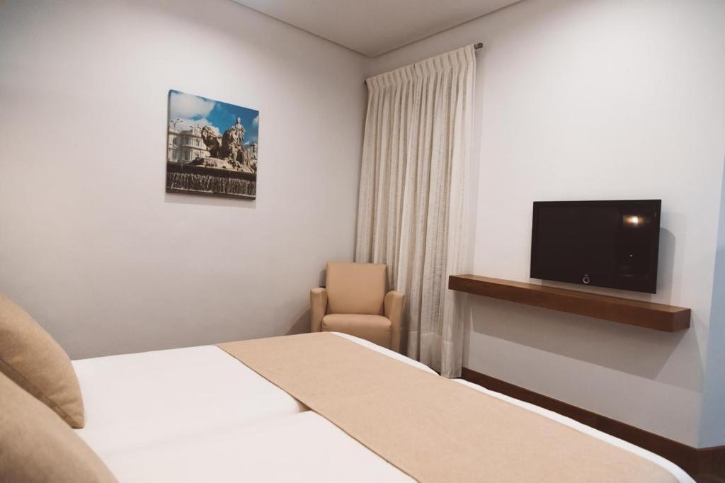 Ferreira Hostal Boutique โกนิล เด ลาฟรอนเตรา ภายนอก รูปภาพ