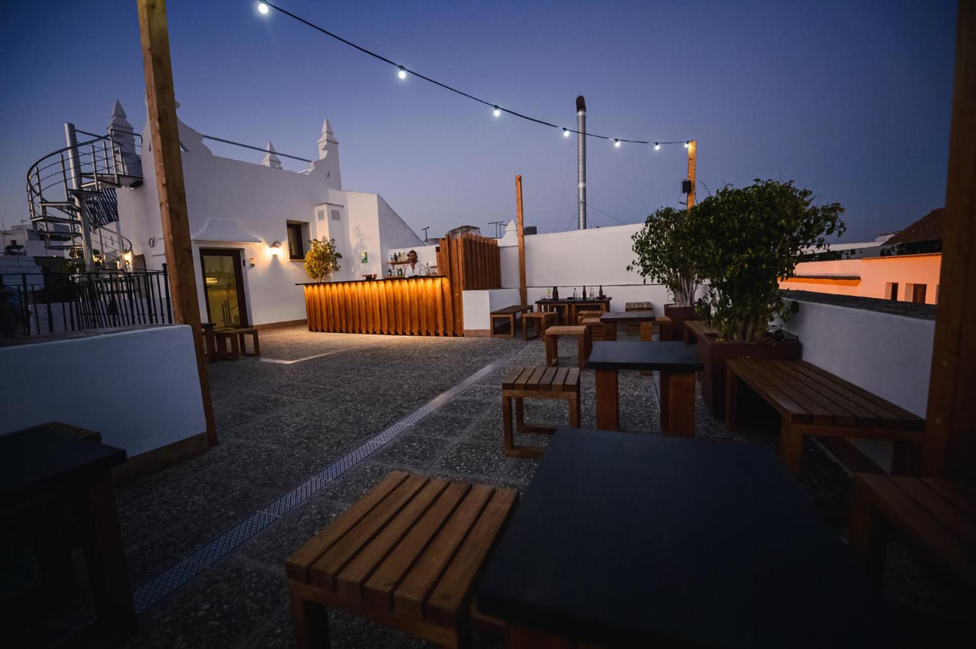 Ferreira Hostal Boutique โกนิล เด ลาฟรอนเตรา ภายนอก รูปภาพ