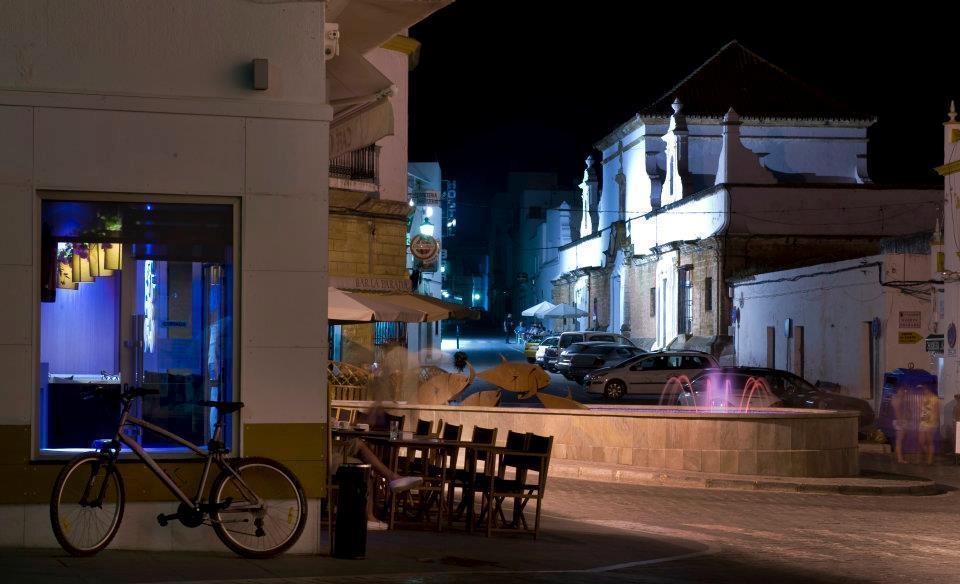 Ferreira Hostal Boutique โกนิล เด ลาฟรอนเตรา ภายนอก รูปภาพ